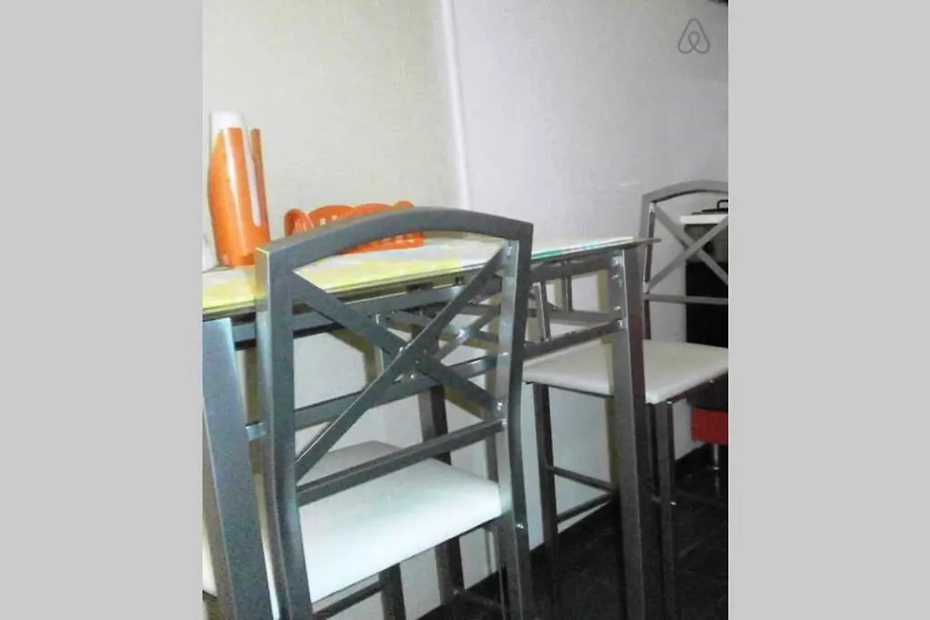 Three Rooms Near Central Station Catania Italia