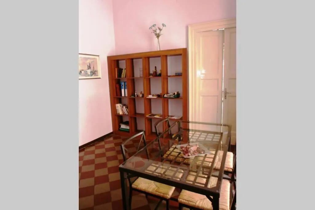Three Rooms Near Central Station Catania 0*,